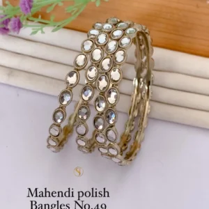 Mahendi polish white oval classic kundan bangles