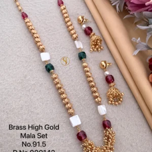Statement gold mala set with pearl and ruby green beads