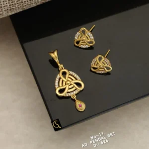 knot pattern ad gold pendant set for daily wear