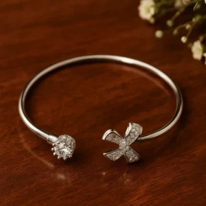 Cross Bow and Solitaire Stone Stylish Silver Bracelet